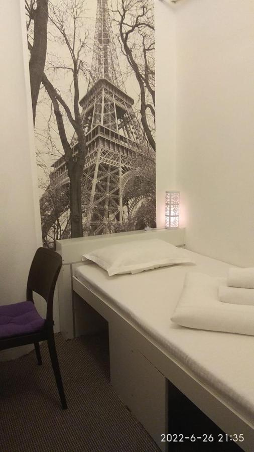 Хостел 689Capsulehotel&Coffee Almaty Luaran gambar